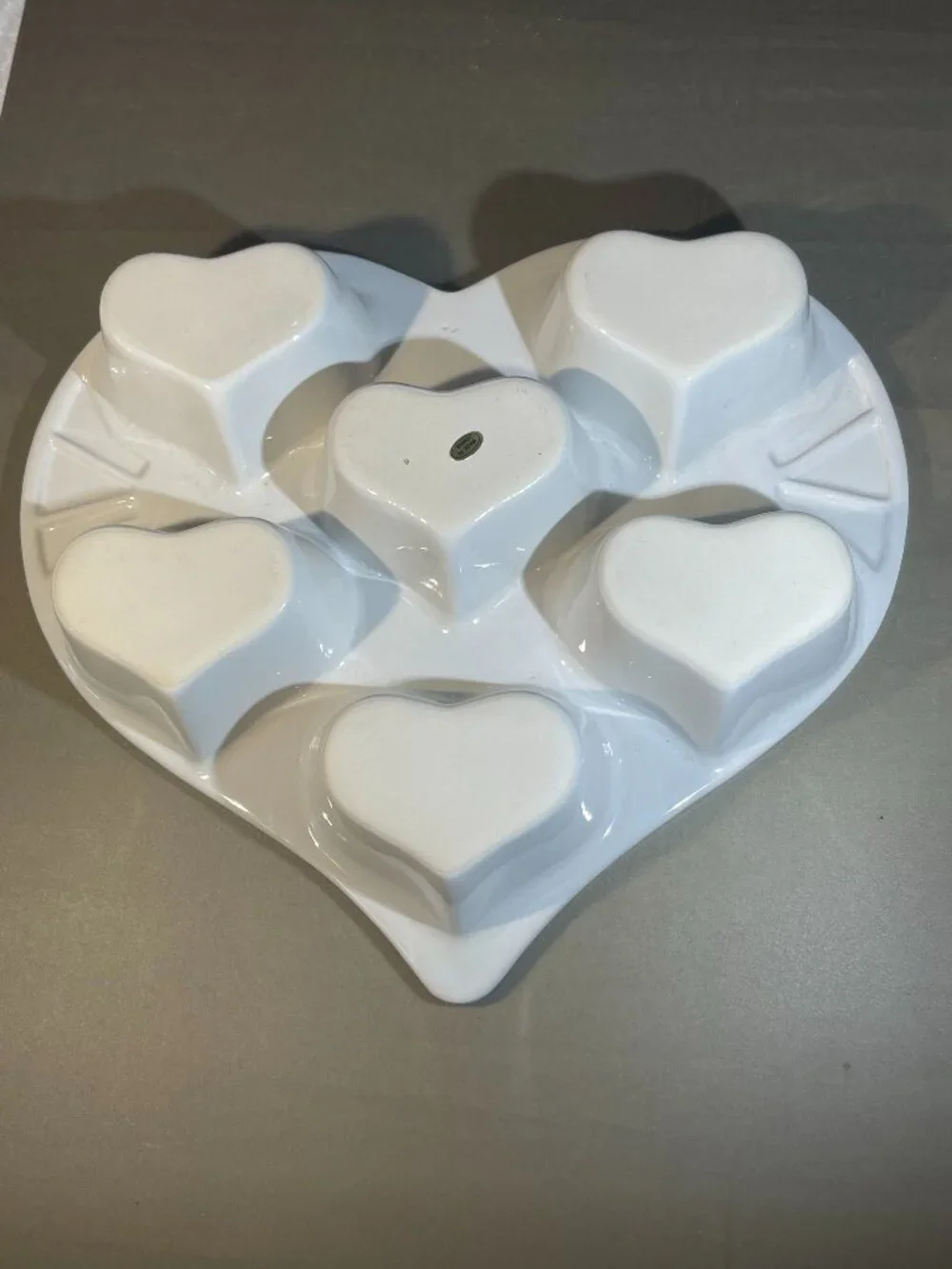 Vintage Blue Sponge Ceramic Heart Shaped Muffin Pan NIB (868)